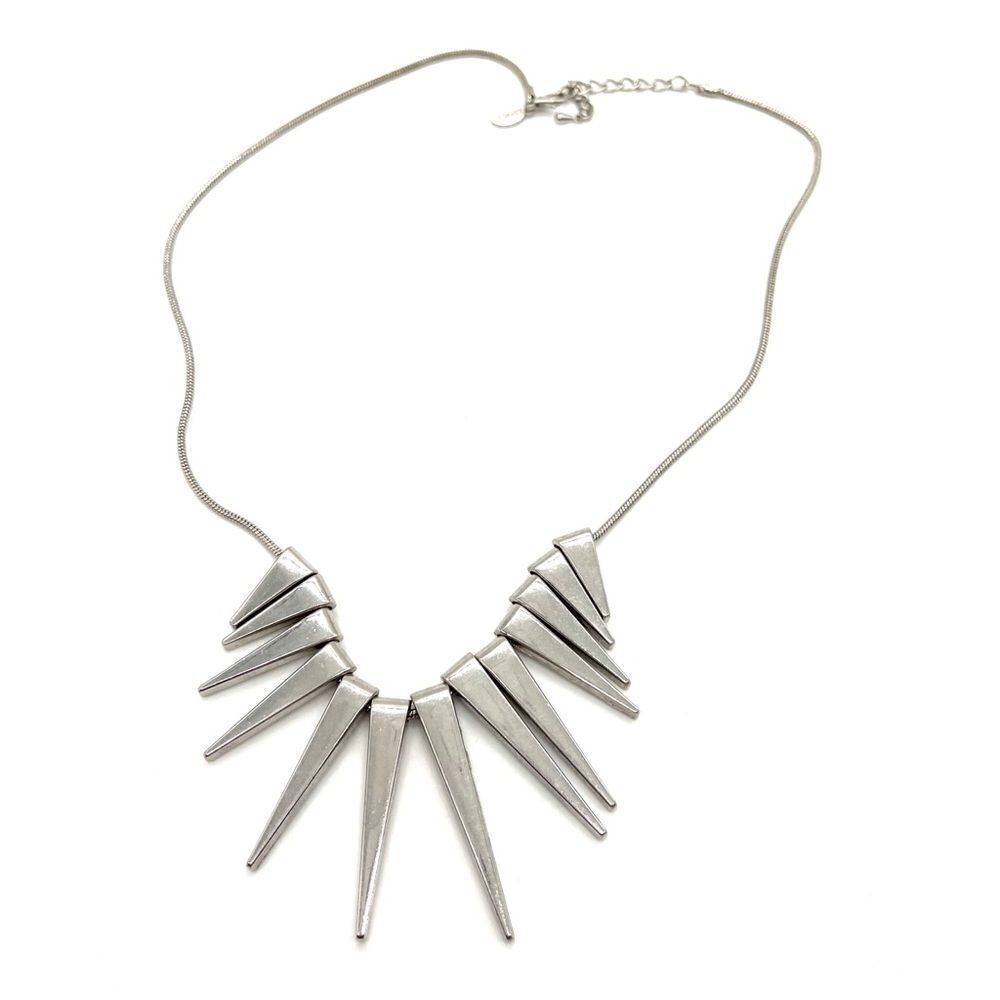 -Express Silver tone chain w/ triangle accents